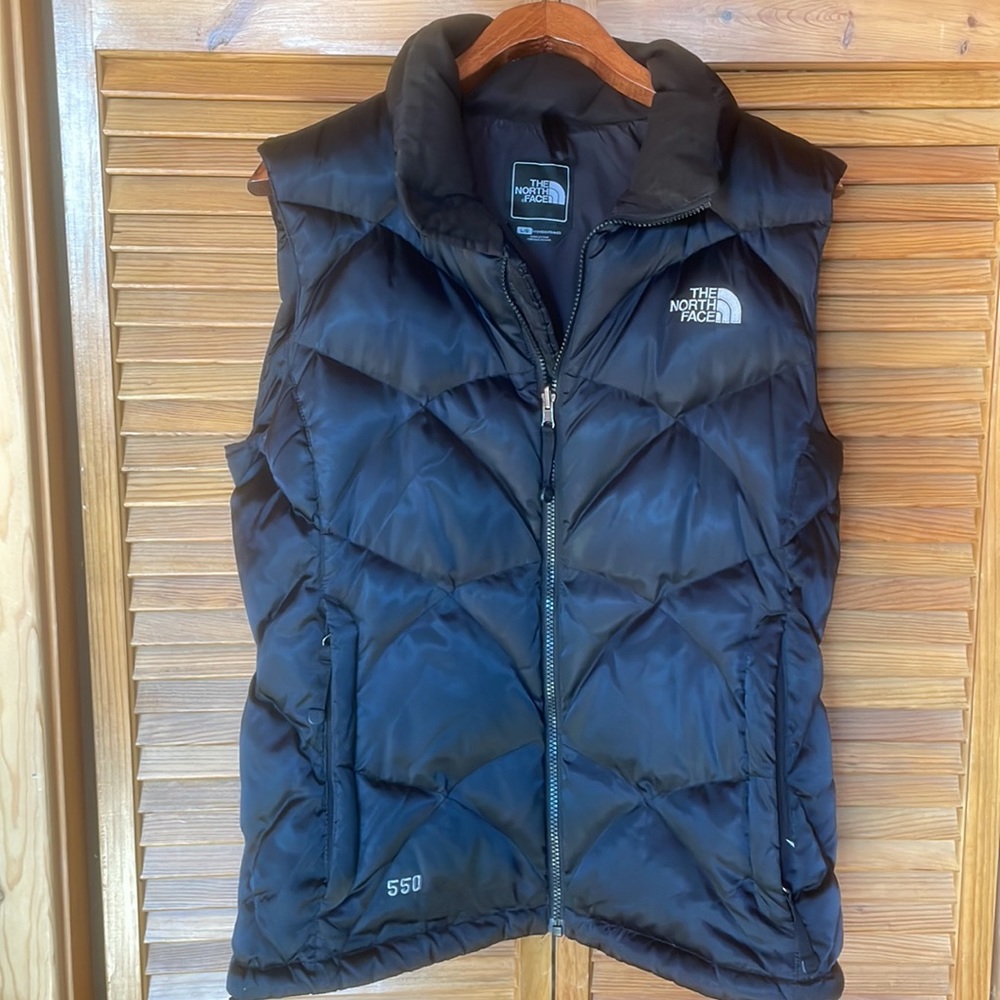 Women’s North Face Down Filled Vest size L